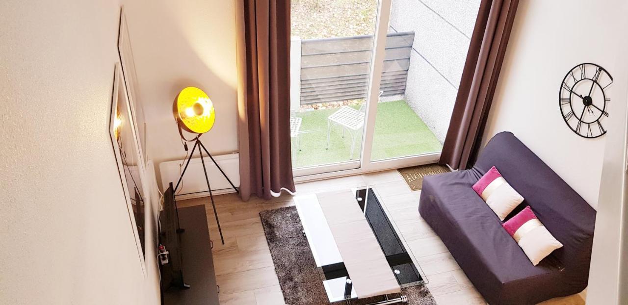 Appartement Cinema Aux Portes Du Futuroscope Chasseneuil-du-Poitou Dış mekan fotoğraf